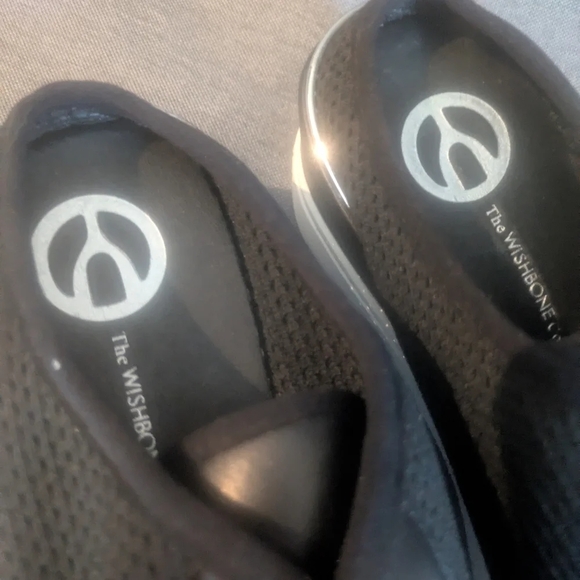 Wishbone Sneaker Mule Black And White Detail In Silver Size 9 - Picture 8 of 14